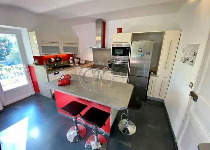 Appartement Duplex - 100m De La De St Clair Le Lavandou